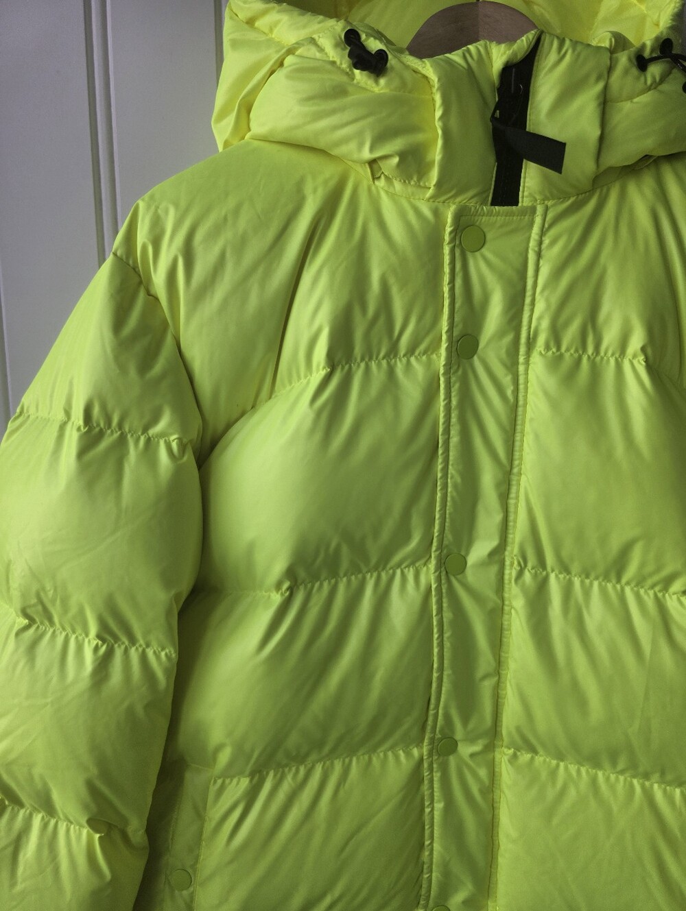 TNA Super Puff Neon Fluorescent Yellow Puffer Winter Jacket Womens XL - Picture 3 of 14